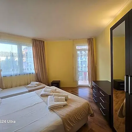 Plaza Hotel Slantschew brjag