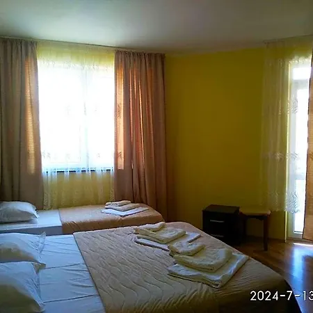 Hotel Plaza 4*